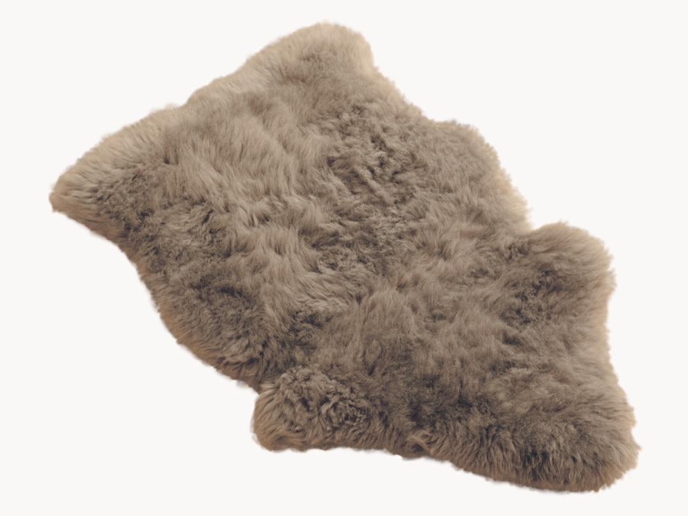 Peau de mouton duveteuse « Moreno » en teinte taupe