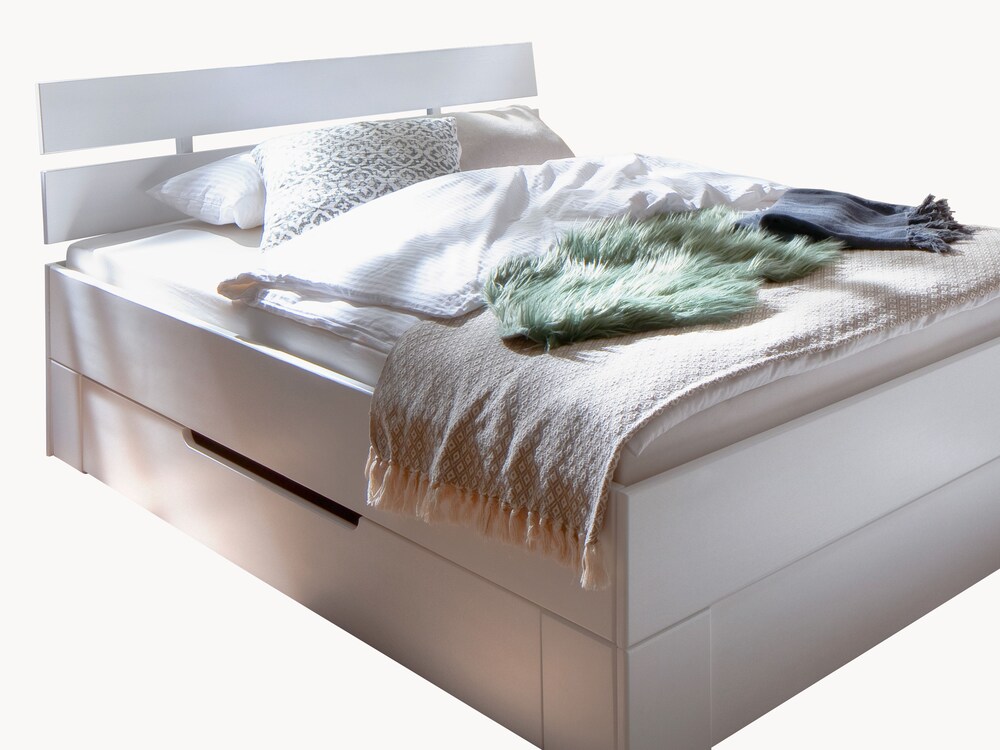 De Loano-lade past perfect bij het gelijknamige massief houten bed