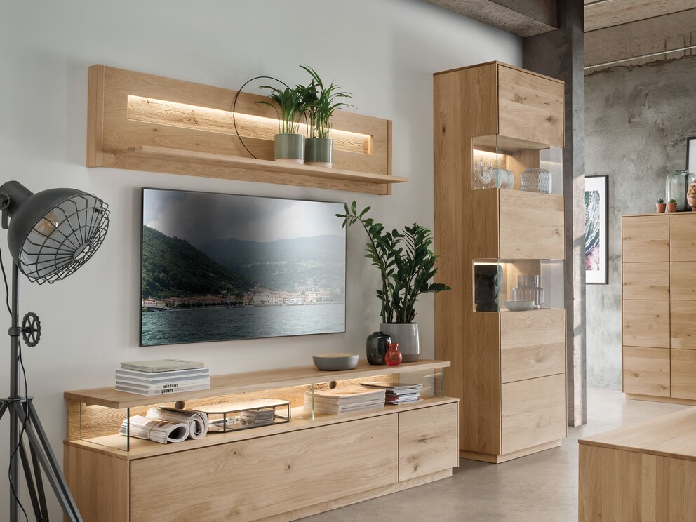 Un vrai bijou : étagère murale Vasado, variante 02, ici avec éclairage intégré