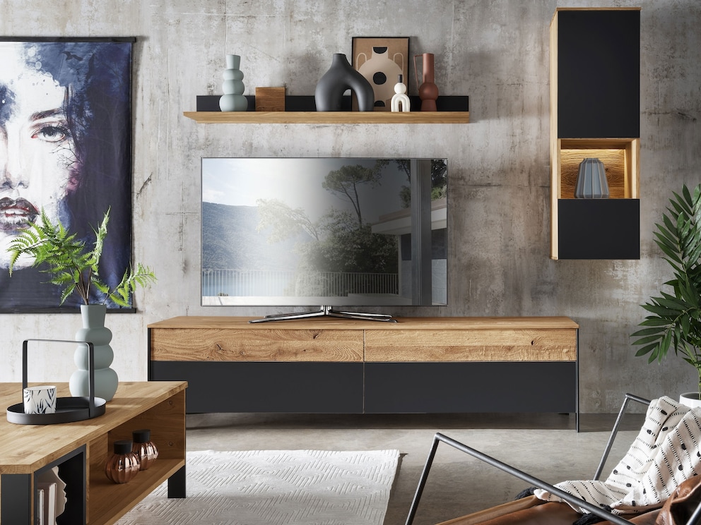 Variant 02 met lowboard met brede lade (Variant 02) Vrijhangende boekenplank en hangkast