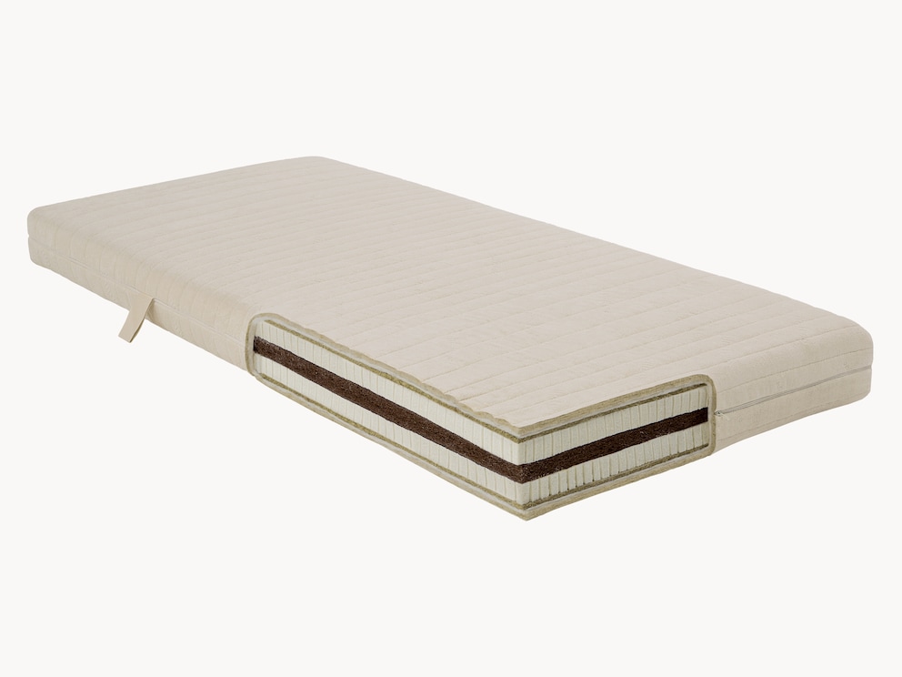 Doordachte, hard-elastische hennep matras met lagen met 5-zone-lichaamsondersteuning