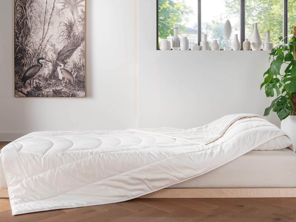Ausgleichendes Tencel, umhüllt von edel glänzendem Satin aus Bio-Baumwolle