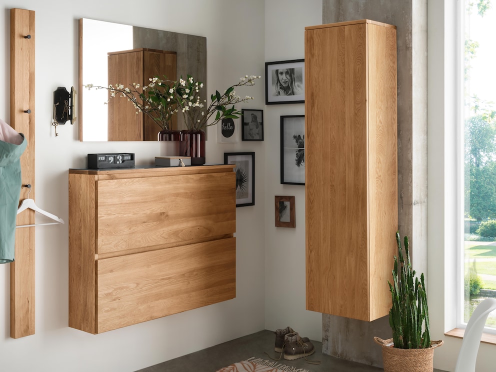 Geraffineerde halkast voor wandmontage, gemaakt van massief wilde eik