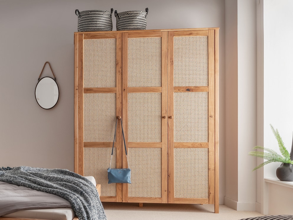 Het Weense weefsel geeft de Belvedere-garderobe een luchtige uitstraling