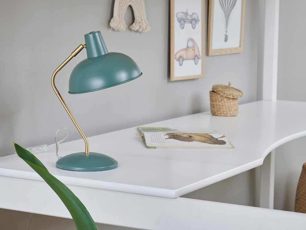 Maak optimaal gebruik van de ruimte onder het bed met het grote bureaublad