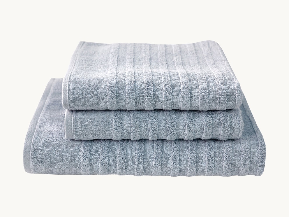 Douchehanddoek Pastello”, kleur dampblauw