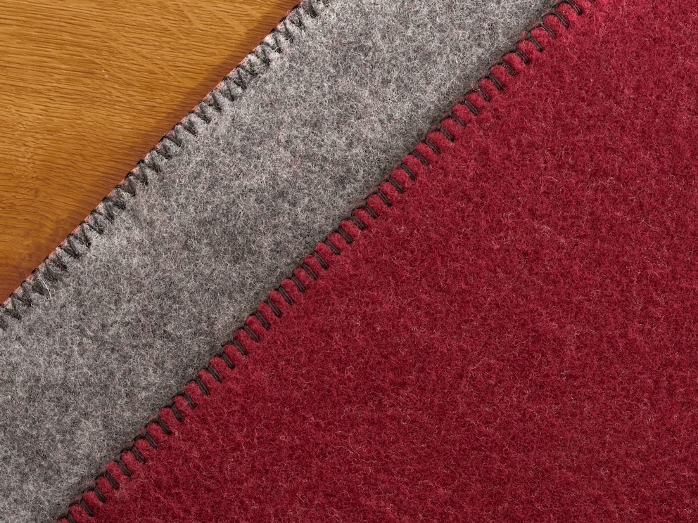 Coloris rouge/gris et point de cheval remarquable de couleur sombre pour une élégance chaleureuse