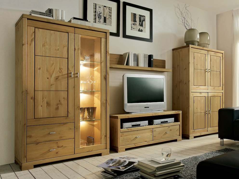Mascella woonwand, versie 02 gebeitst/geïntegreerd - ruime combinatie met 2 highboards