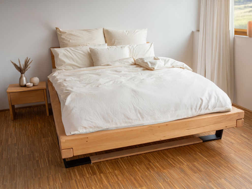 Le linge de lit « Natura » est fabriqué en cretonne finement tissée.