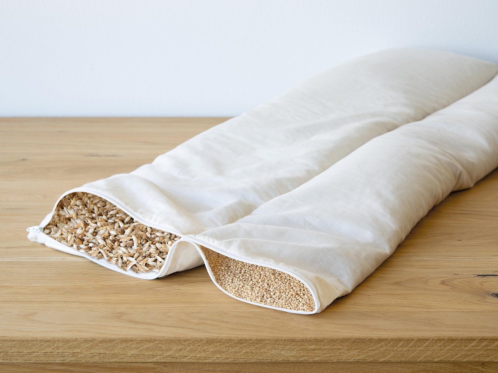 La hauteur du coussin est réglable individuellement - il suffit de retirer le rembourrage