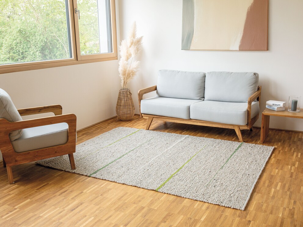 Handgeweven meesterwerk met opvallende kleureffecten - hier in de kleur groen