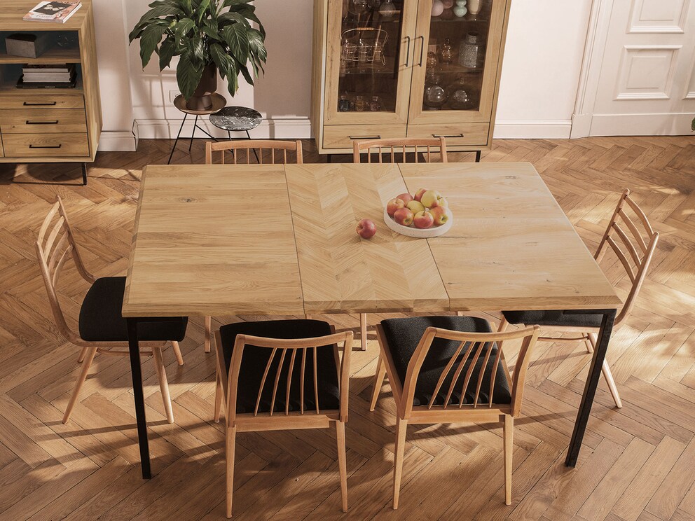 Tafel Parquetta met elegant decoratief inlegwerk in visgraatmotief