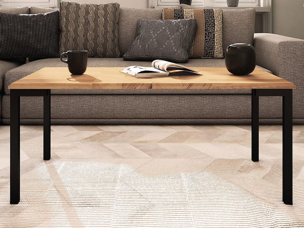 Het elegant generfde beuken kernhout past ook perfect bij het zwarte frame