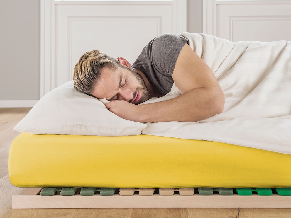 Drap-housse en jersey fin « Natura-Colora » dans un coloris jaune soleil