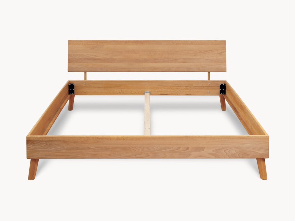Bedframe zonder lattenbodem Massief houten bed Tario in beuken kernhout