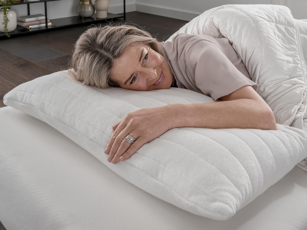 Verpletbaar, antislip en zacht - latex vlokkussen met wasbare Medicott gewatteerde hoes