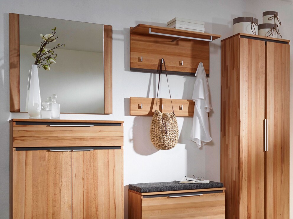 Elegante Antesala spiegel met brede lijstrails van massief beukenhout