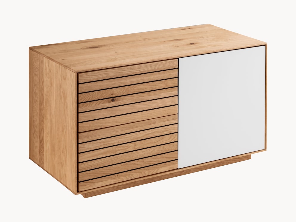 Le banc d'entrée « Fiella » vous permet d'enfiler vos chaussures confortablement et offre un espace de rangement pratique