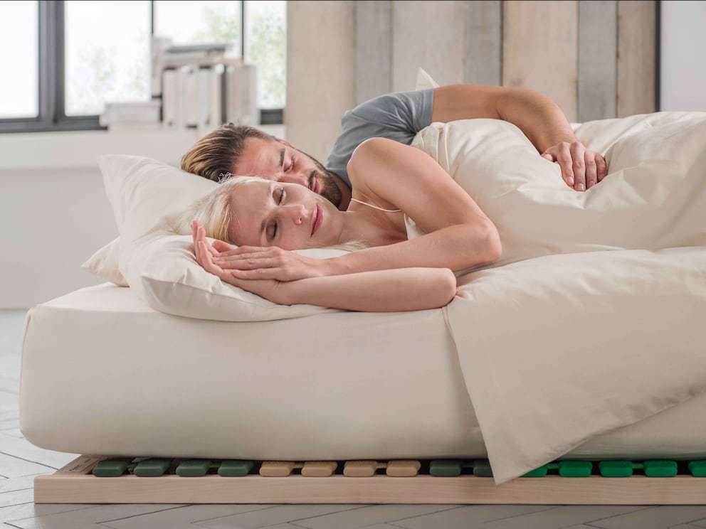 Pour un confort de sommeil élastique point par point, les âmes en latex naturel sont tout à fait adaptées