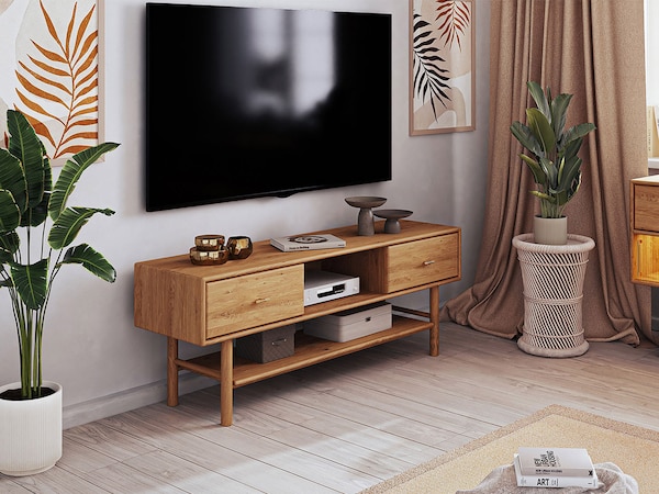 Lowboard Serea, Variante 01 – klare Linien und warme Wildeiche im Mid-Century-Stil