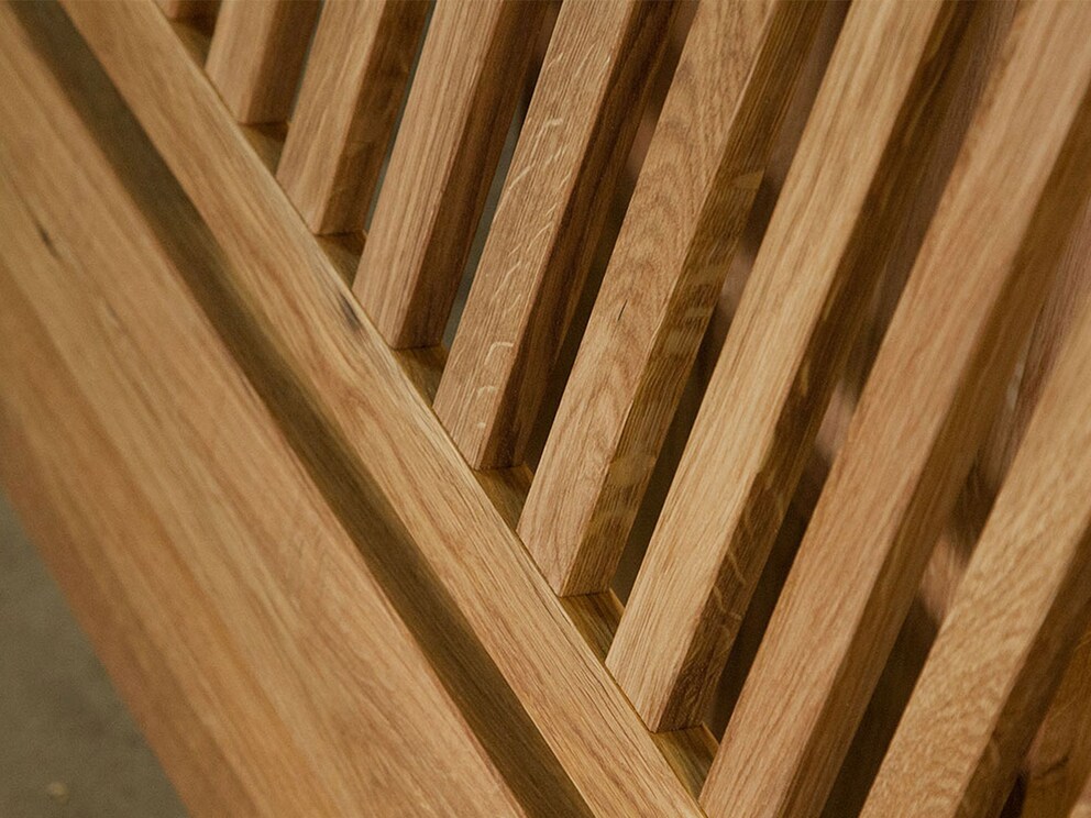 Bois massif de haute qualité et bien travaillé