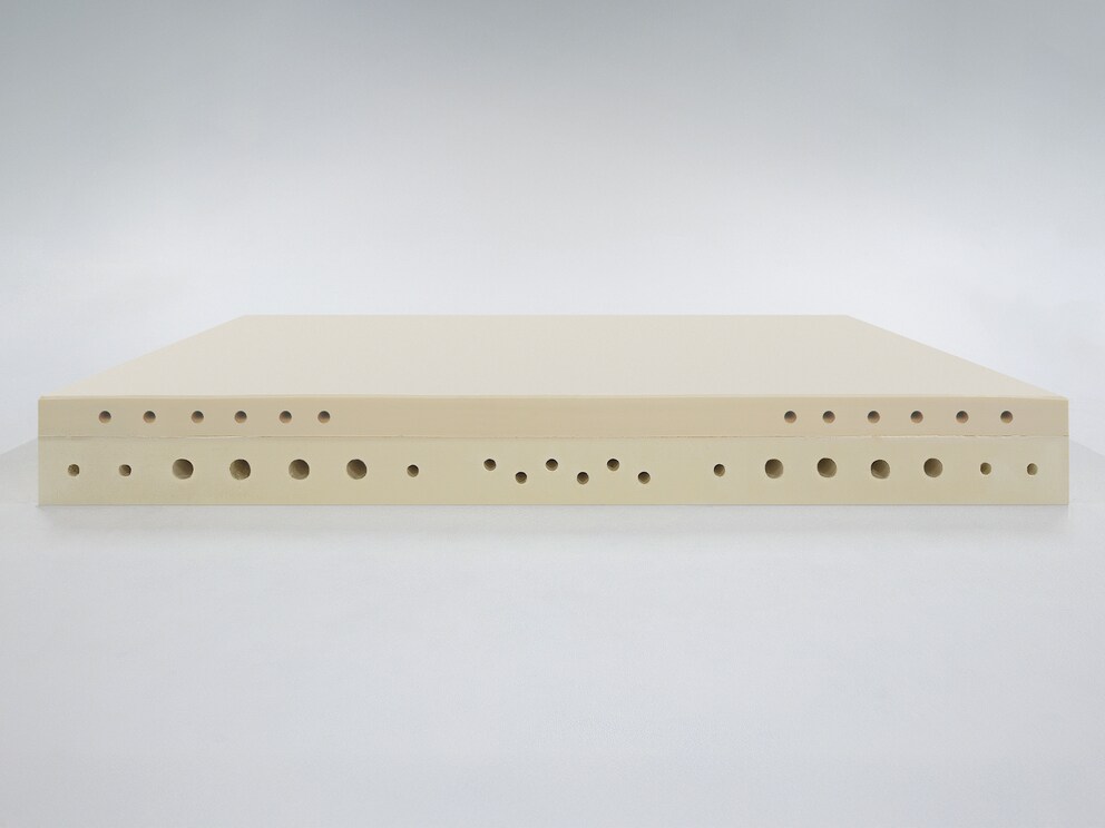 2-Schicht Matratzenkern aus hochwertigem Naturlatex mit integrierter Schulter- und Becken-Komfortzone