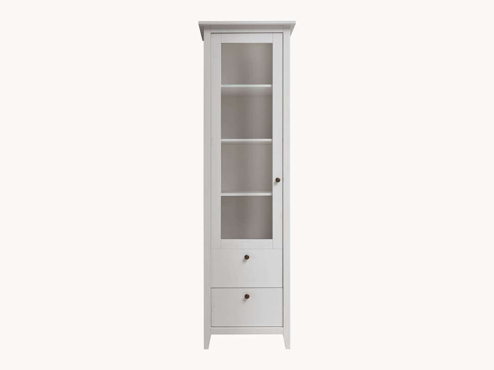 Vitrine étroite avec trois étagères et deux tiroirs dotés de poignées décoratives en bronze