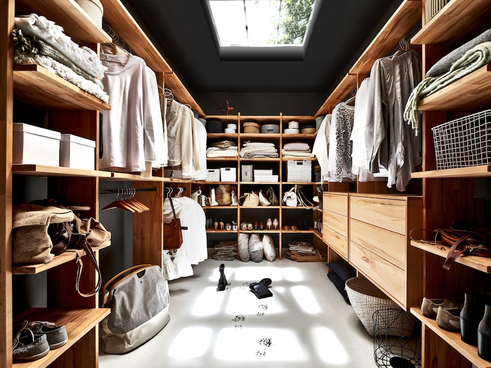 Met Vestido - hier in kernbeuken - wordt uw kleedkamer optimaal benut