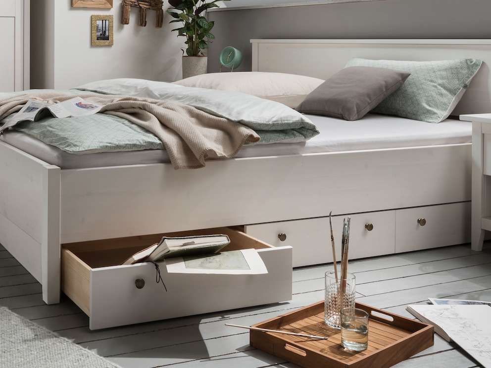 Le tiroir « Tusa » transforme l'espace mort sous le lit en un précieux espace de rangement